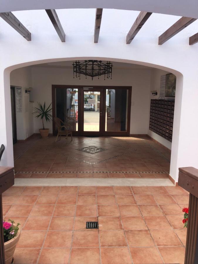 Residencia Cala Dorada Apartamento Santanyí Exterior foto